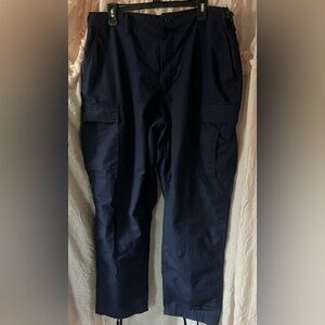 Propper unisex BDU tactical navy pants. Size Large